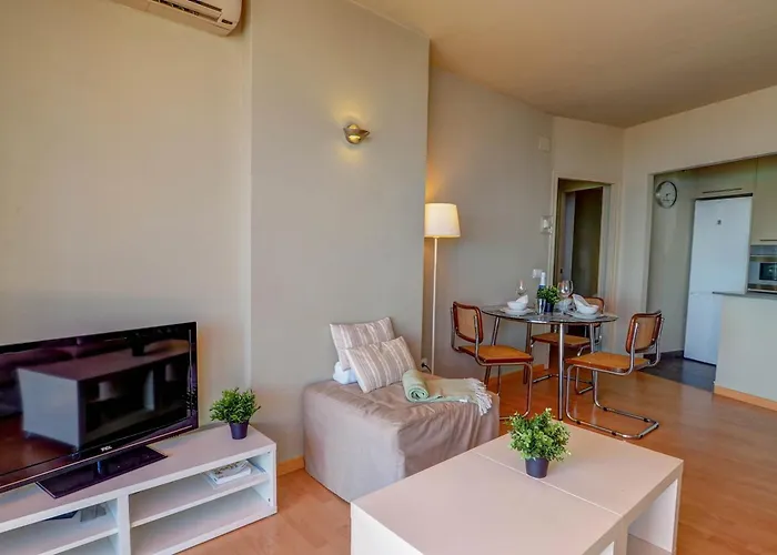 La Gioia 3 By Hello Homes