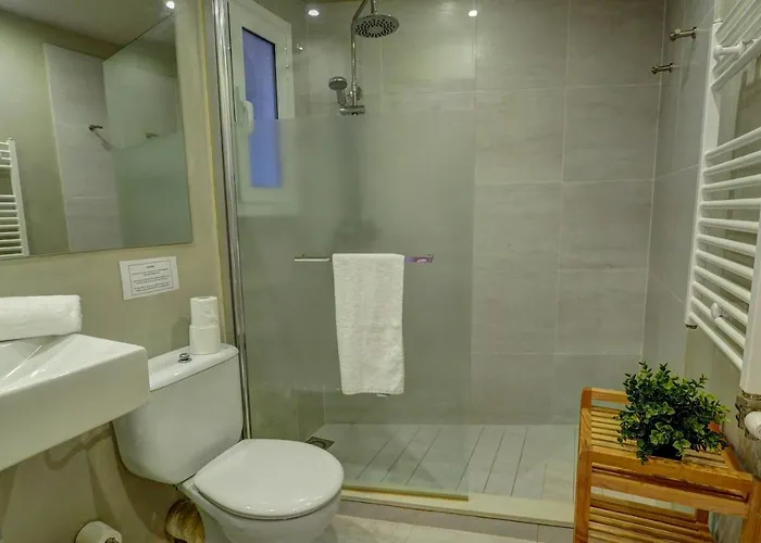 La Gioia 3 By Hello Homes *